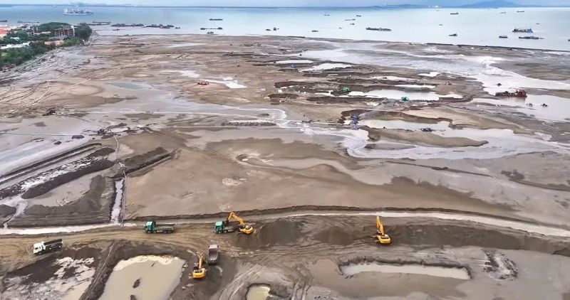 Tiến độ Vinhomes Green Paradise đang được đẩy mạnh với hạng mục lấn biển, mở đường cho sự hình thành đô thị biển xanh