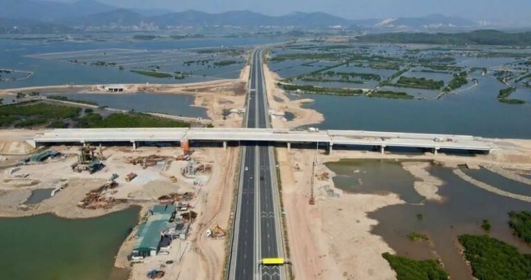 Tiến Độ Vinhomes Hạ Long Xanh 2025: Diện Mạo “Siêu Đô Thị Biển” Dần Hiện Hữu